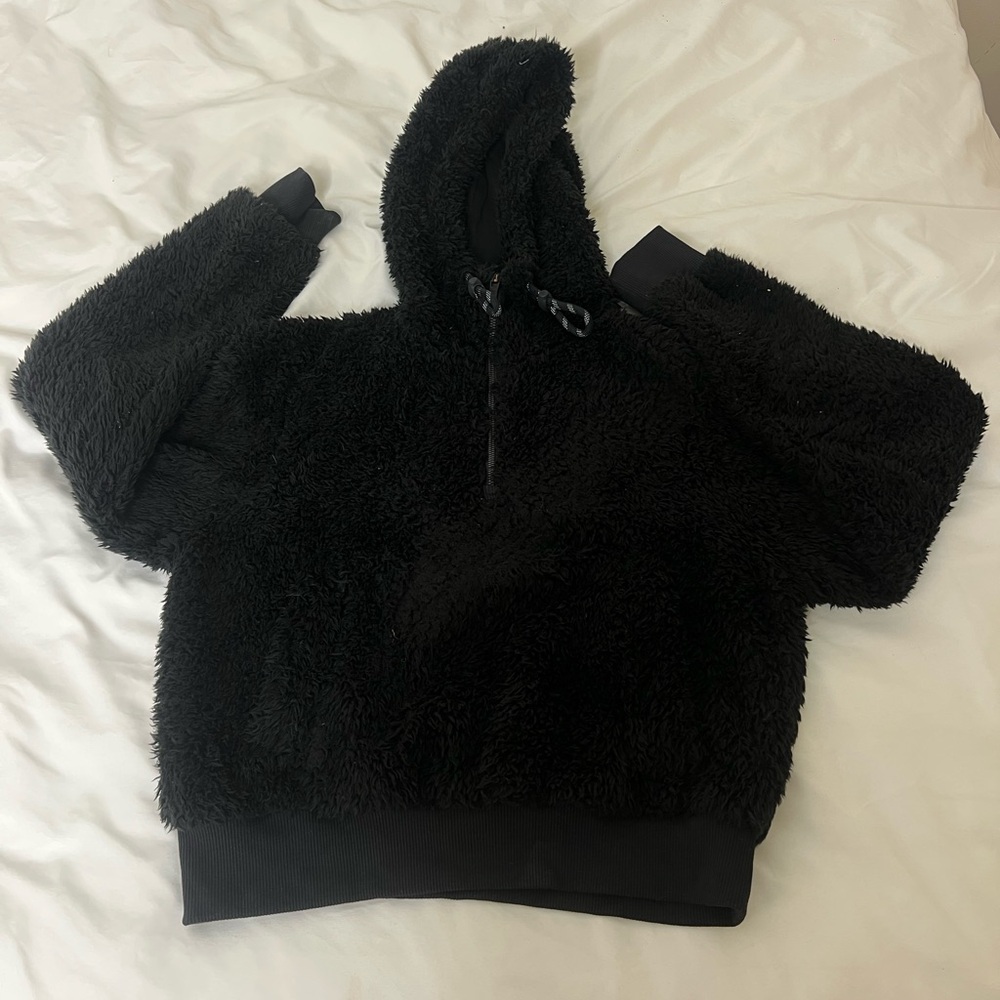 lululemon black cropped sherpa